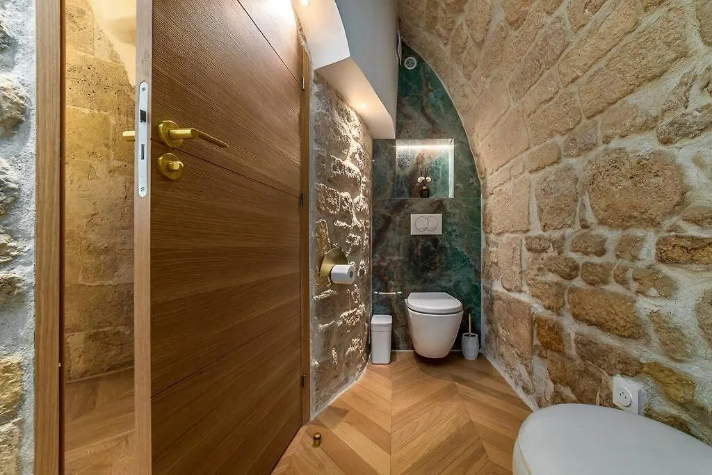 B Luxe Triplex, Cinema Near Place Des Vosges Ac Apartment Paris