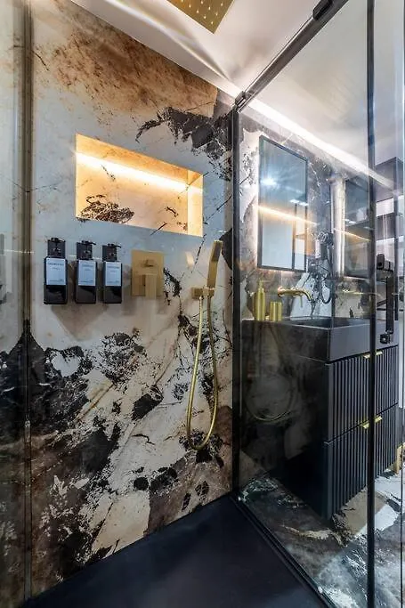 B Luxe Triplex, Cinema Near Place Des Vosges Ac Apartamento
