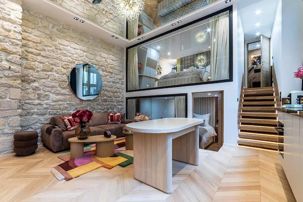 B Luxe Triplex, Cinema Near Place Des Vosges Ac Apartamento París