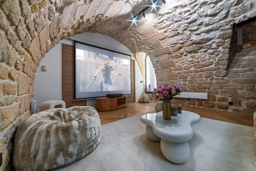 B Luxe Triplex, Cinema Near Place Des Vosges Ac Apartamento *